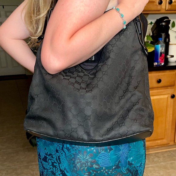 Authentic Gucci canvas hobo shoulder bag - Picture 2 of 12